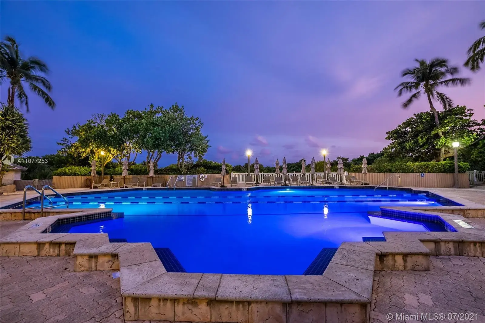 2 bedroom 2 bath for rent at 1121 Crandon Blvd # D804, Key Biscayne FL 33149