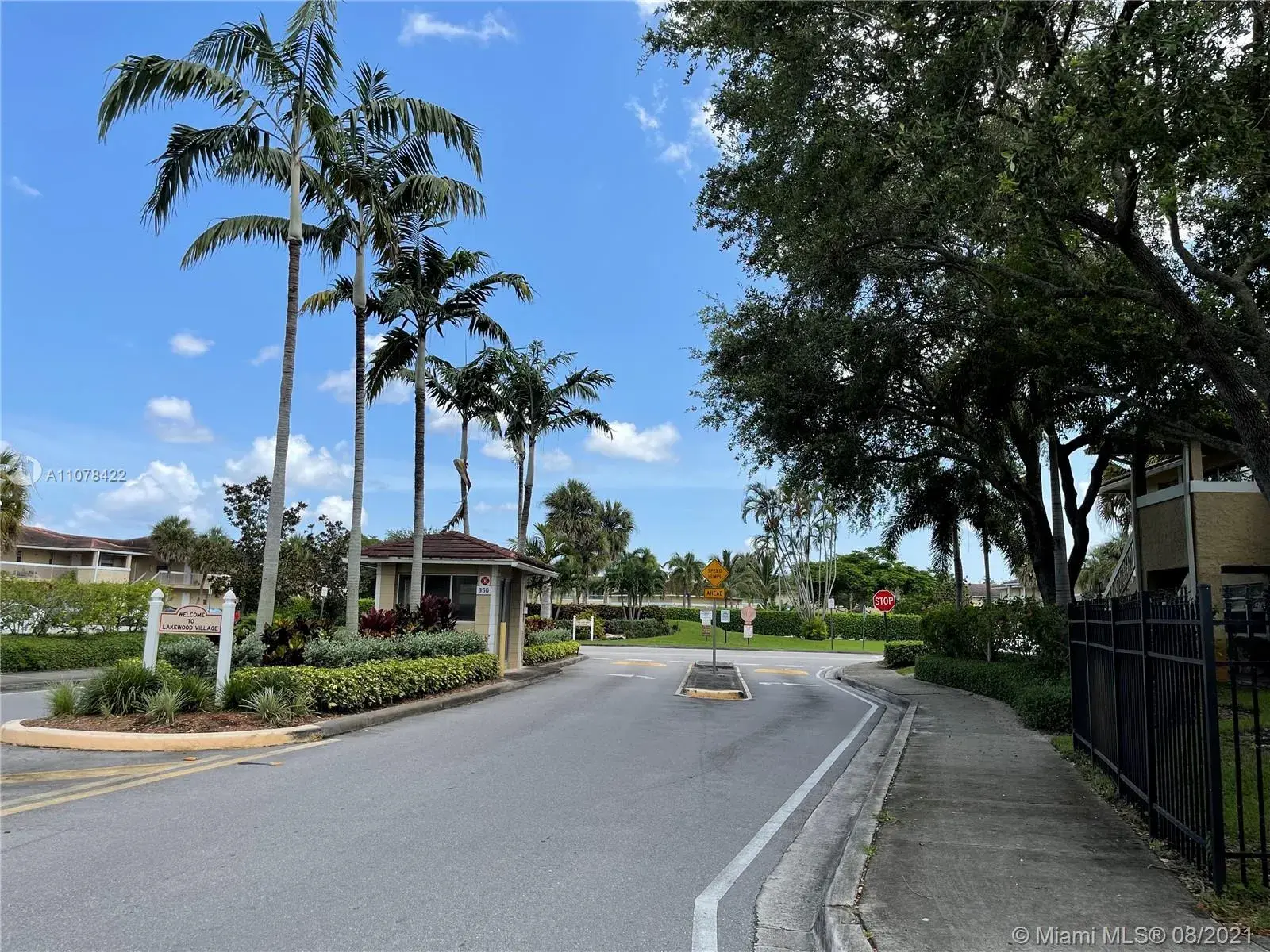 10115 Twin Lakes Dr # M, Coral Springs FL 33071