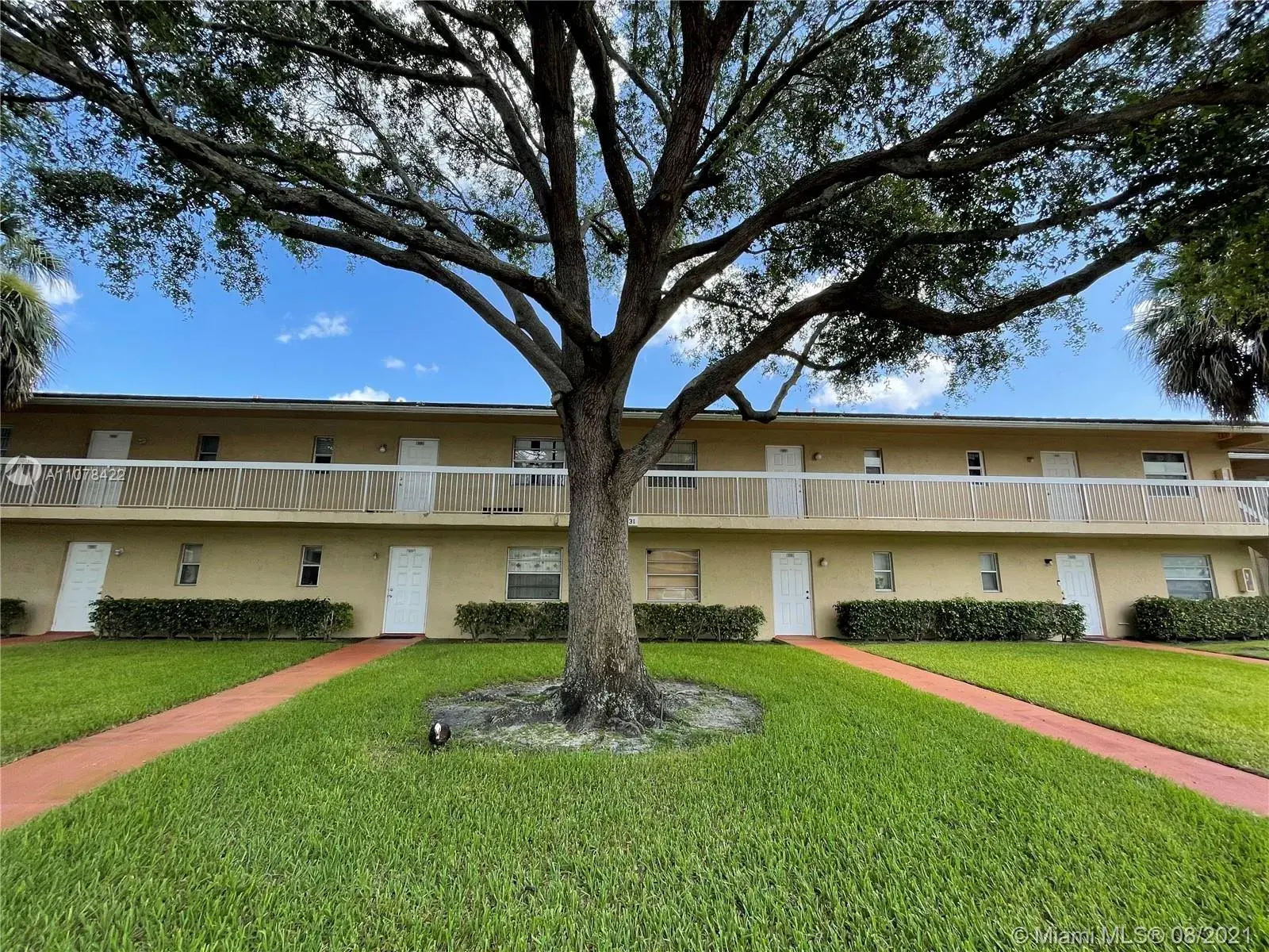 10115 Twin Lakes Dr # M, Coral Springs FL 33071