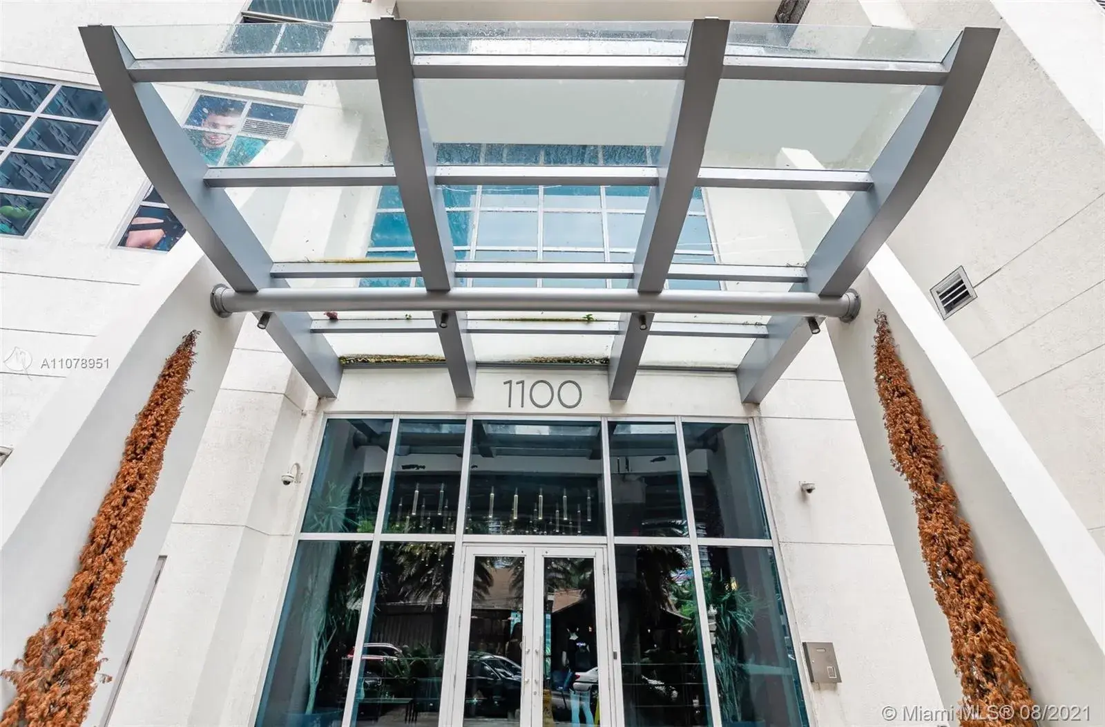 2 bedroom 2 bath Residential for sale at 1100 S Miami Ave # 1607, Miami FL 33130