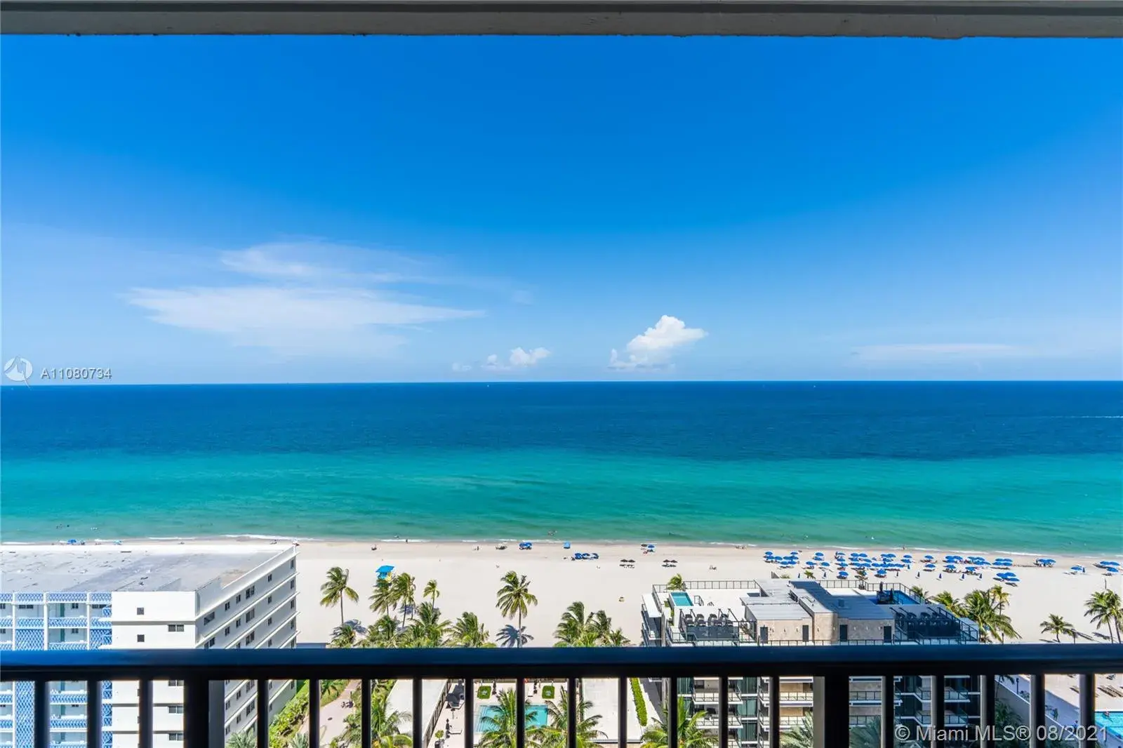 1 bedroom 2 bath Residential for sale at 2101 S Ocean Dr # 1902, Hollywood FL 33019