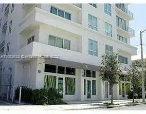 1 bedroom 1 bath Residential Lease for rent at 234 NE 3rd St # 2009, Miami FL 33132