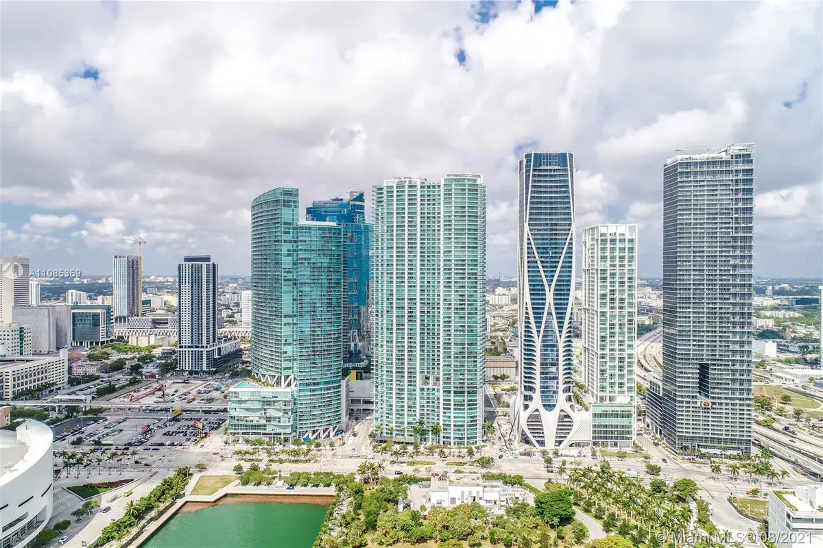 900 Biscayne Blvd # 501, Miami FL 33132