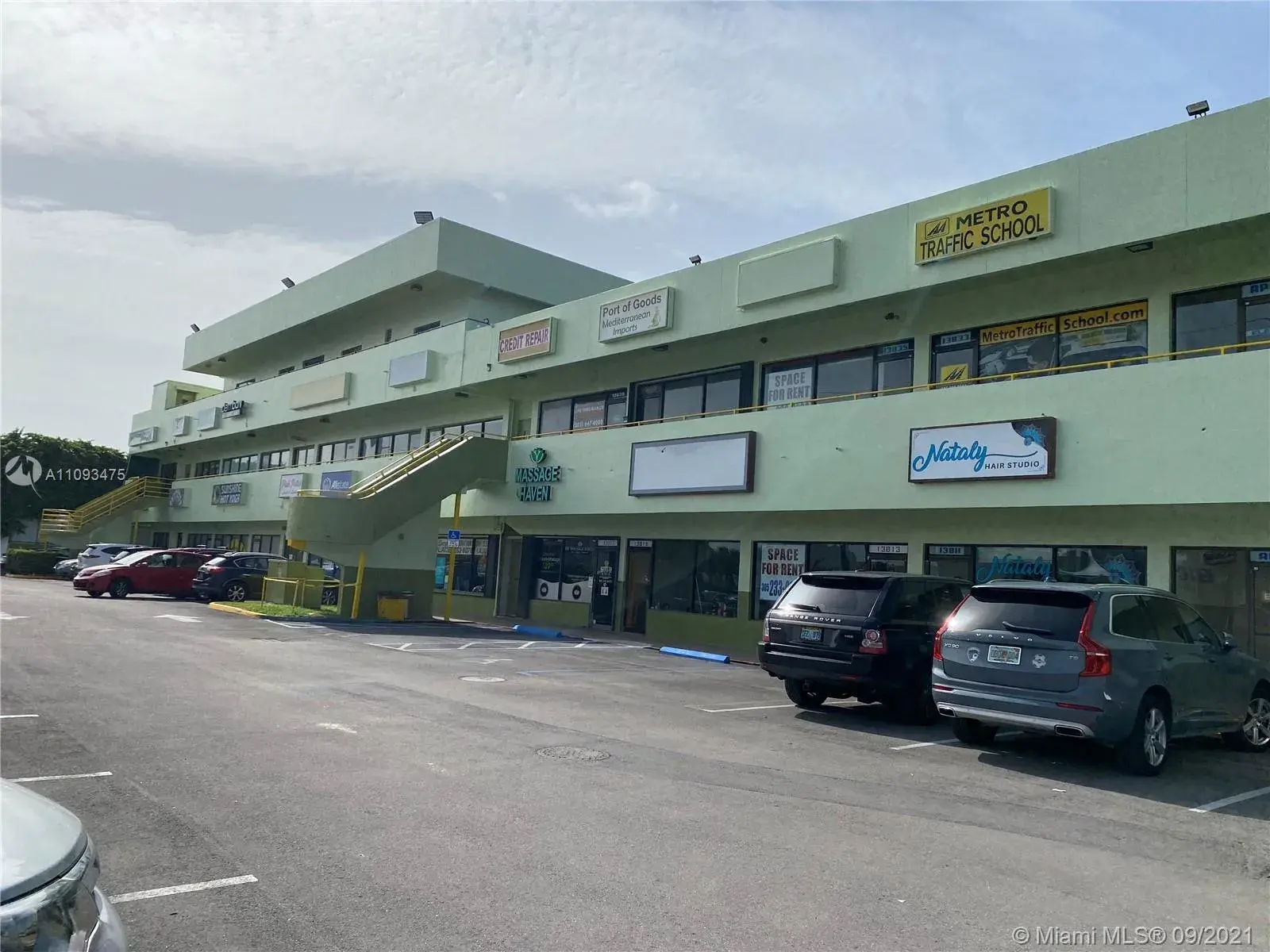 Commercial Sale for sale at 13801 S Dixie Hwy # 13835, Miami FL 33176