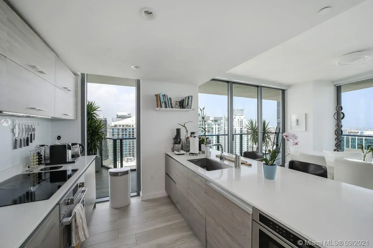 1300 S Miami Ave # 4201, Miami FL 33130