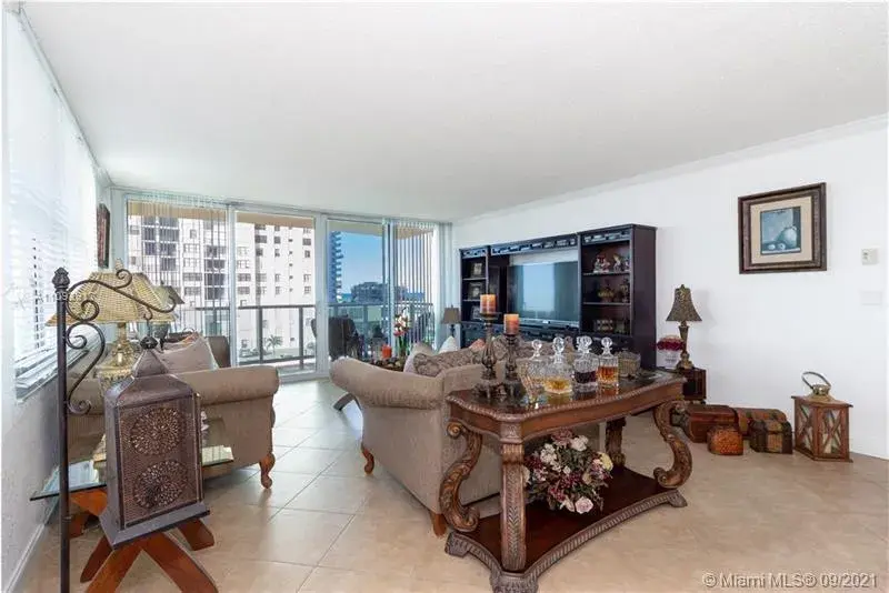 2501 S Ocean Dr # 536, Hollywood FL 33019