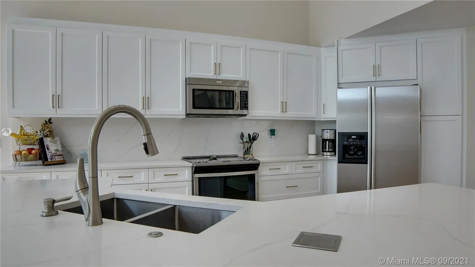 17982 NW 9th Ct, Pembroke Pines FL 33029