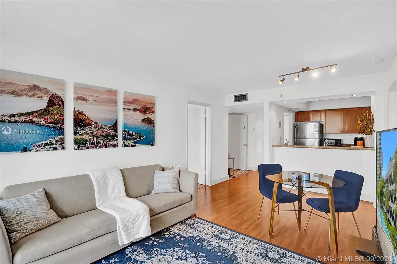 850 N Miami Ave # 906, Miami FL 33136