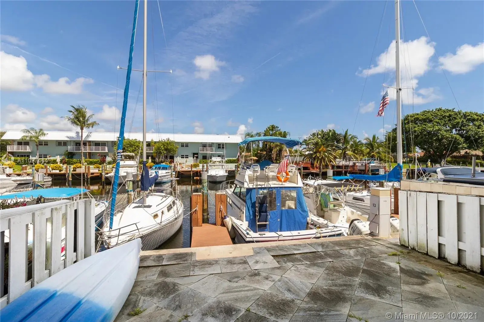 2533 NE 15th St, Pompano Beach FL 33062