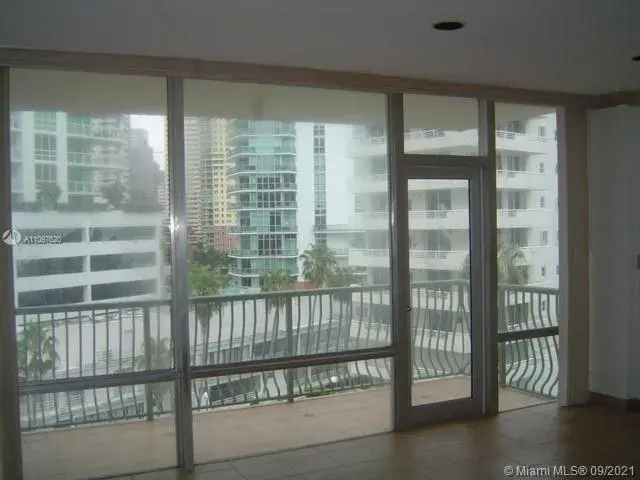 1408 Brickell Bay Dr # 816, Miami FL 33131