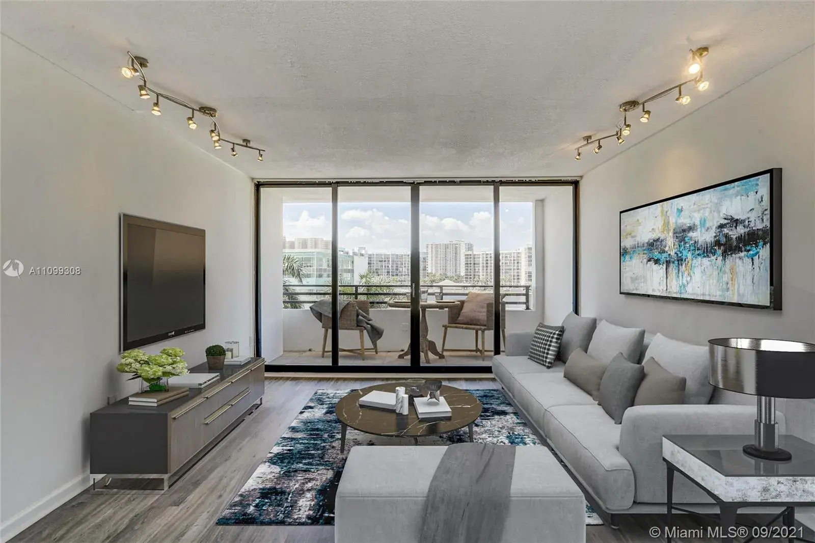 1 bedroom 1 bath Residential Lease for rent at 3505 S Ocean Dr # 404, Hollywood FL 33019