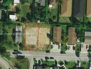3 bedroom 2 bath Residential for sale at 1041 W Lakewood Rd, West Palm Beach FL 33405