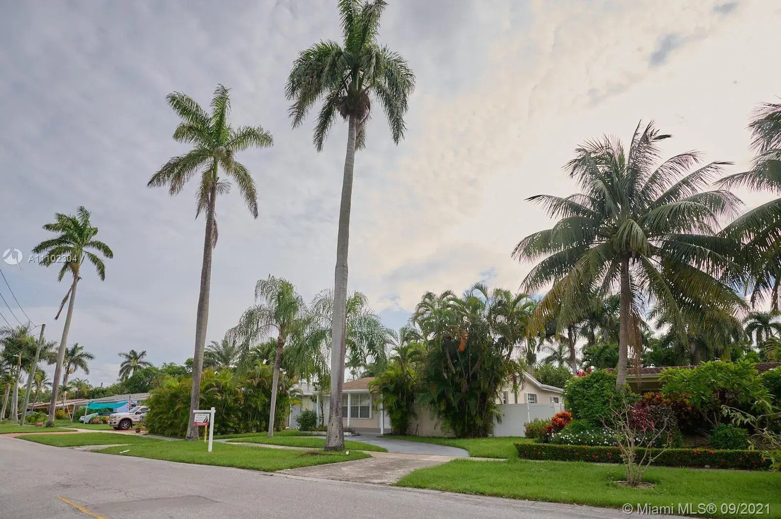 1011 N 14th Ave, Hollywood FL 33020