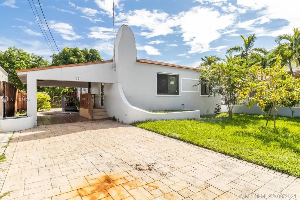 353 SW 23rd Rd, Miami FL 33129
