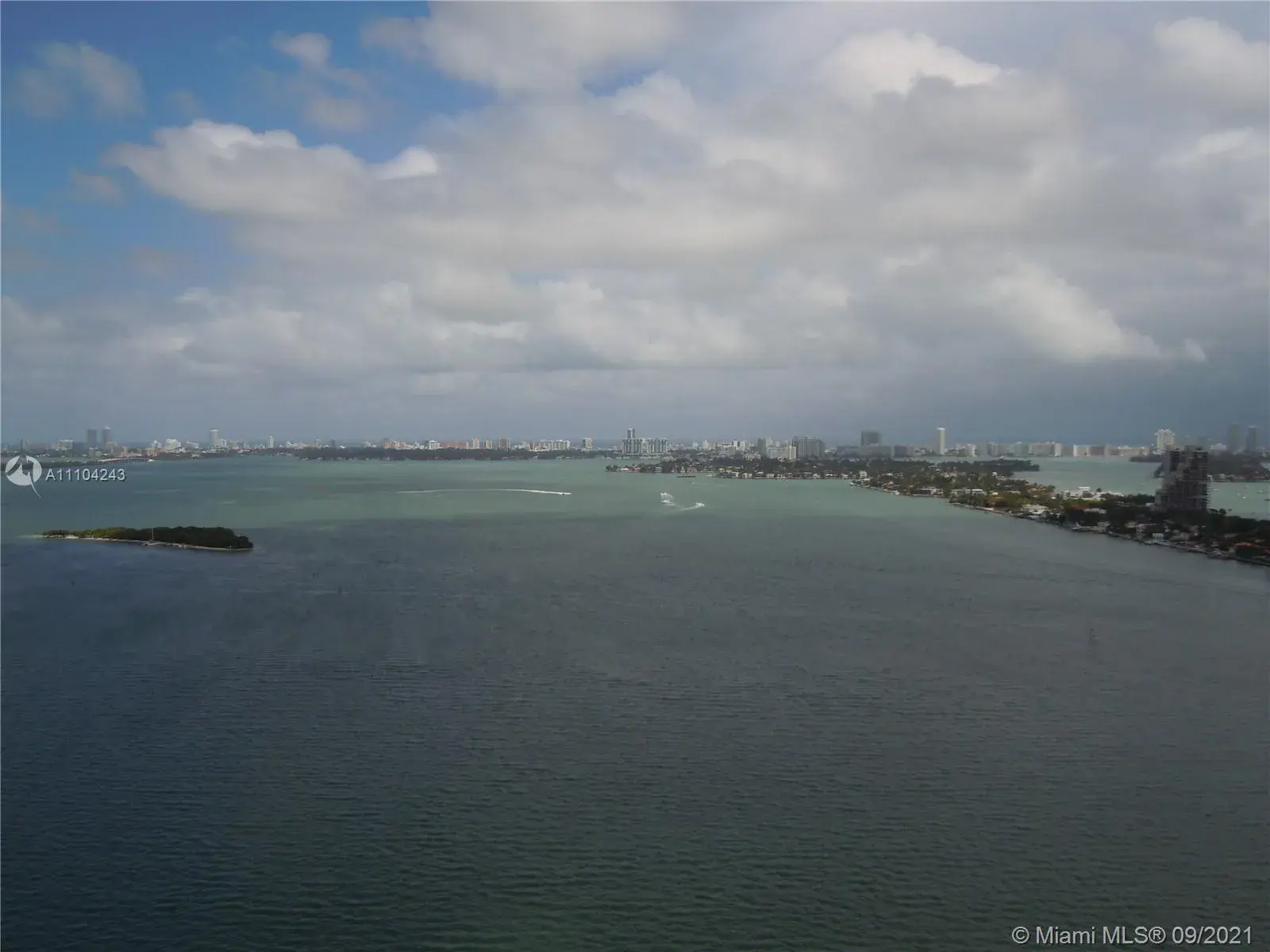 2 bedroom 2 bath Residential for sale at 1900 N Bayshore Dr # 2902, Miami FL 33132