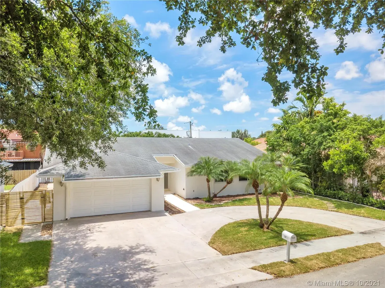 3721 Simms St, Hollywood FL 33021
