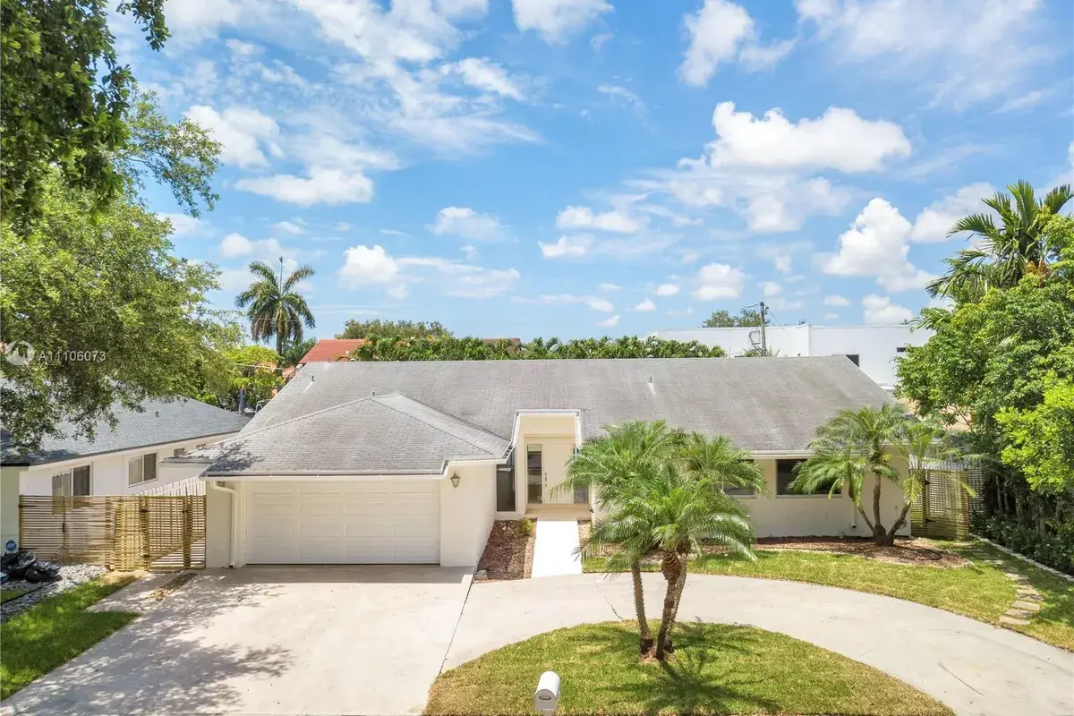 3721 Simms St, Hollywood FL 33021