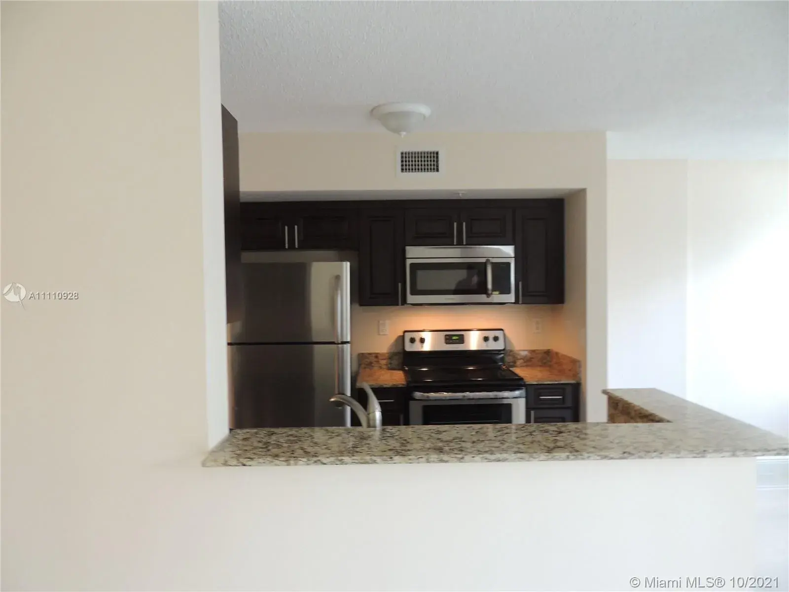 2640 S University Dr # 117, Davie FL 33328