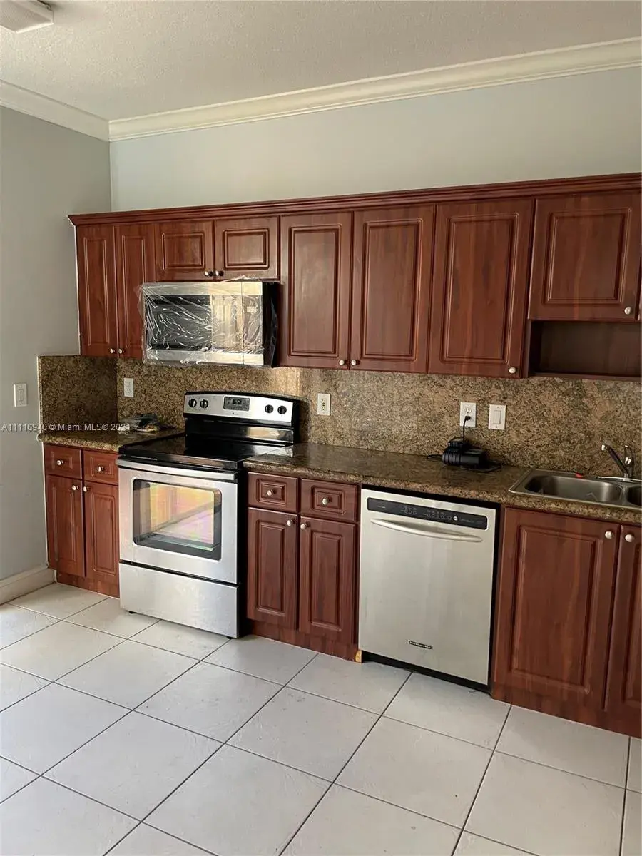 8510 NW 138th Ter # 1901, Miami Lakes FL 33016