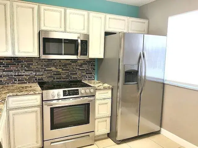 1 bedroom 1 bath Residential for sale at 5200 NW 31st Ave # 155, Fort Lauderdale FL 33309