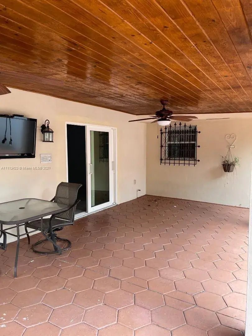 13200 SW 12th St, Miami FL 33184