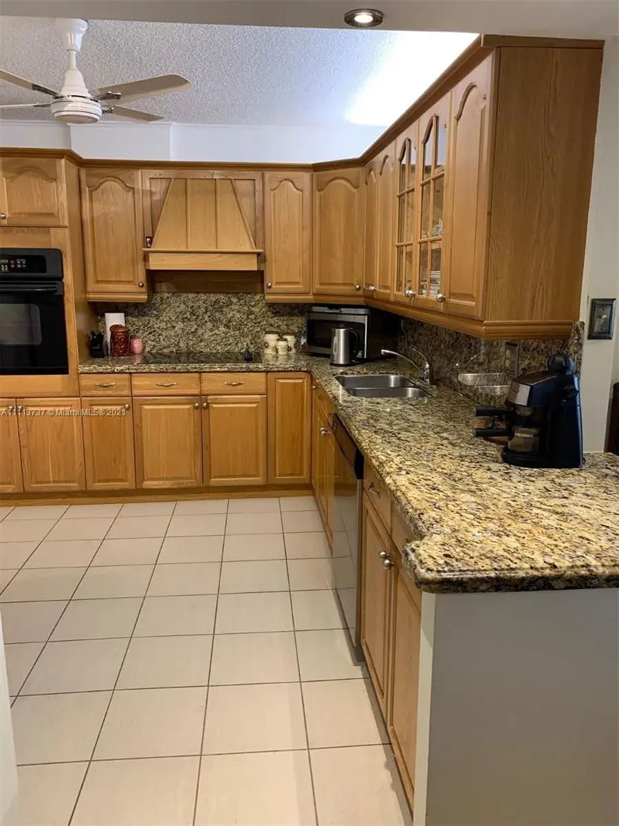 1500 S Ocean Dr # 10E, Hollywood FL 33019