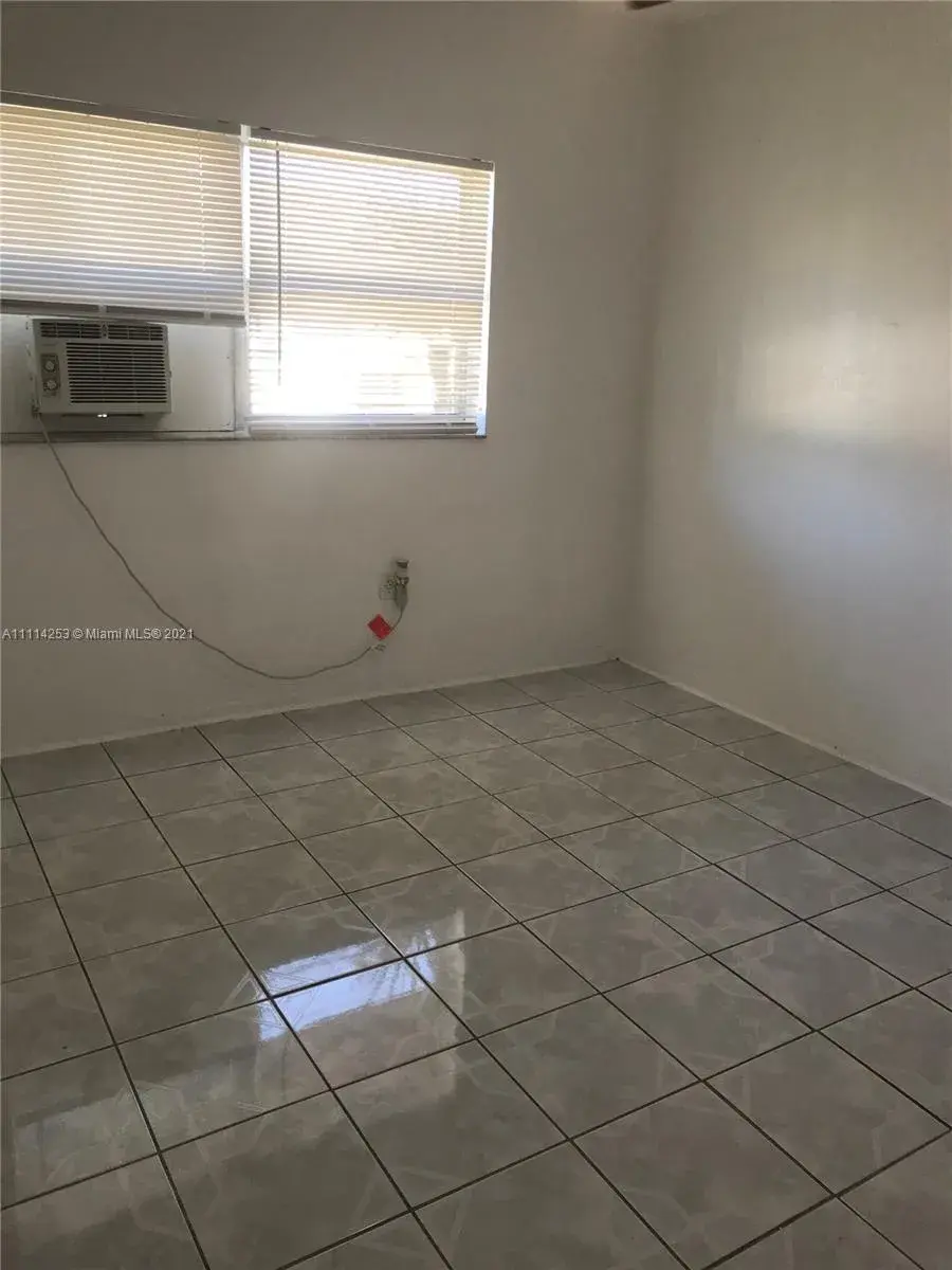 15940 NE 19th Ct # 2, North Miami Beach FL 33162