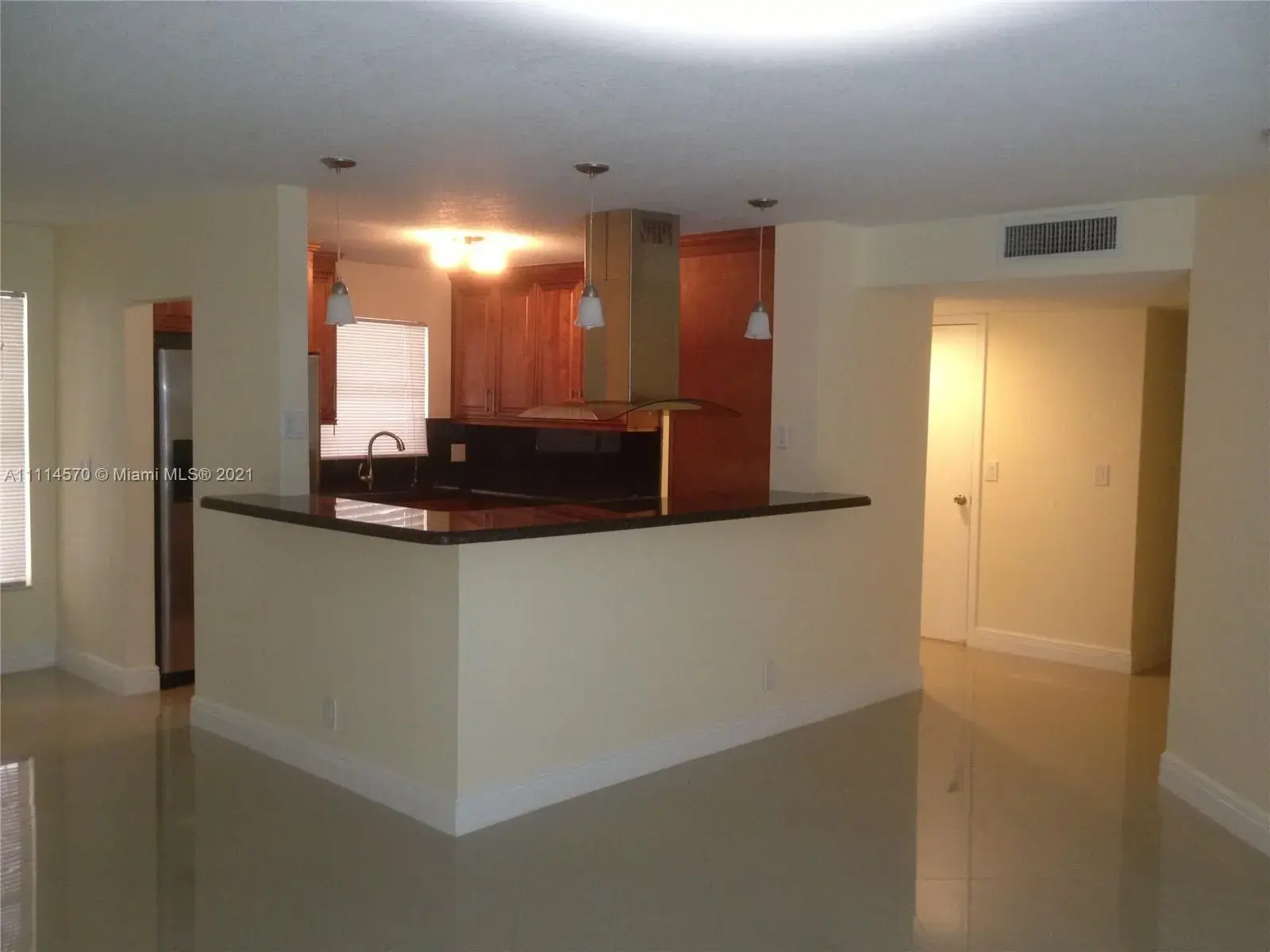 3100 Riverside Dr # 106, Coral Springs FL 33065