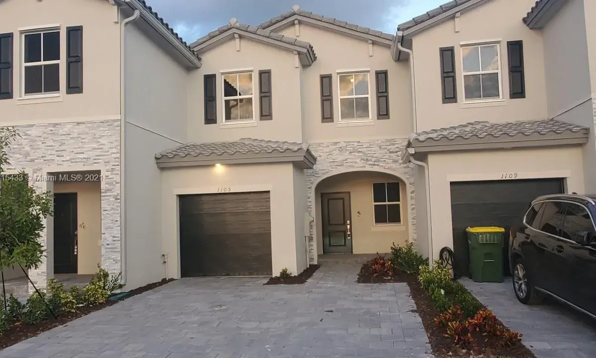 1105 SE 27th Ter, Homestead FL 33035