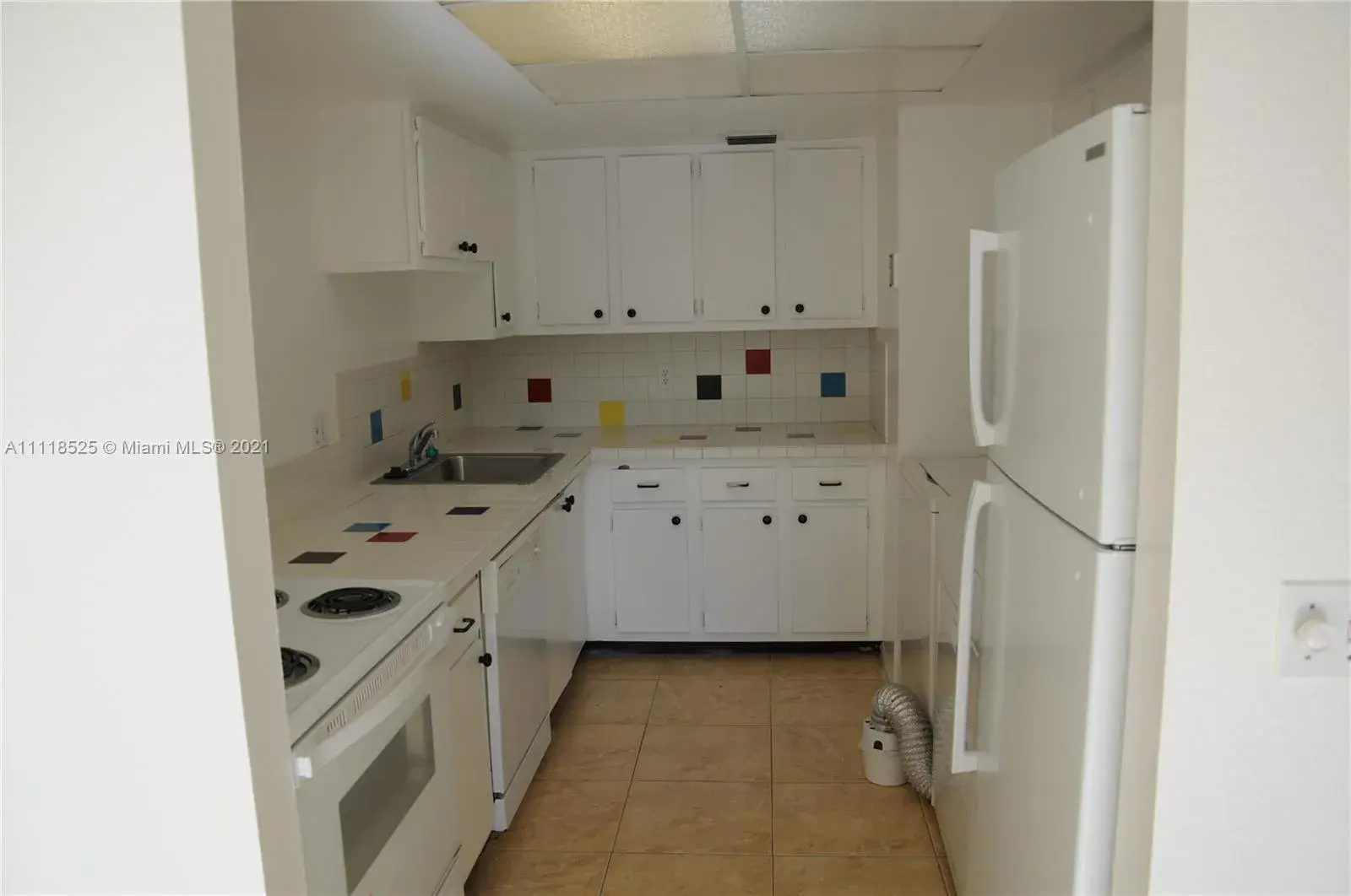 5706 NW 22nd Ct, Lauderhill FL 33313