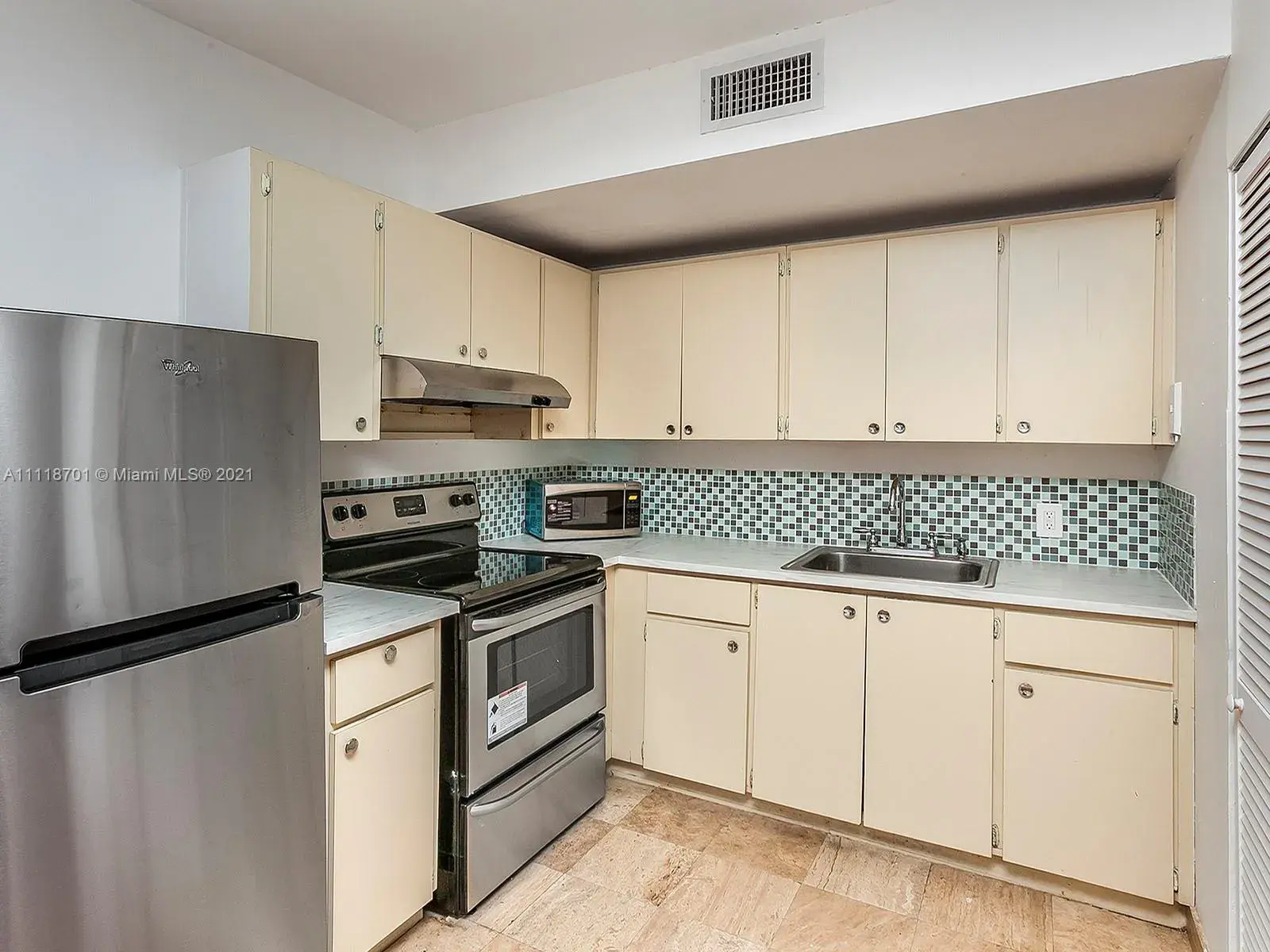 1008 Jefferson Ave # 304, Miami Beach FL 33139