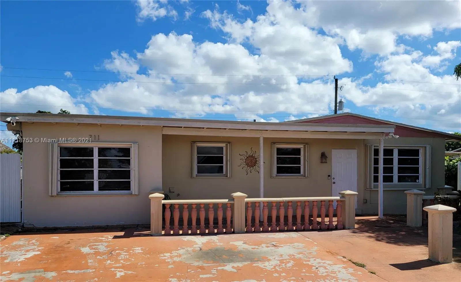 5 bedroom 3 bath Residential for sale at 711 N 66th Ave, Hollywood FL 33024