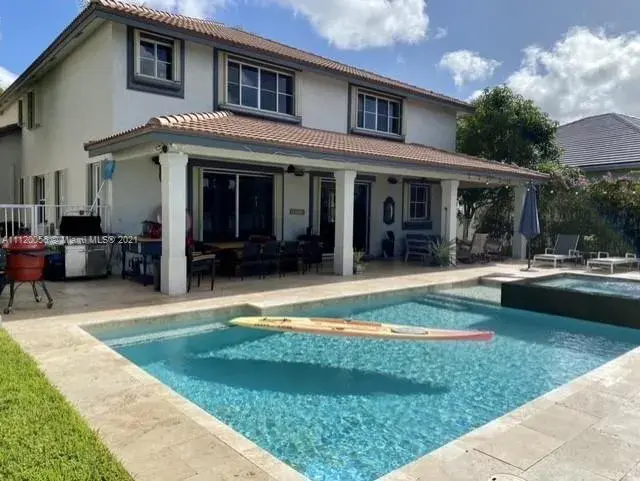 2132 Quail Roost Dr, Weston FL 33327