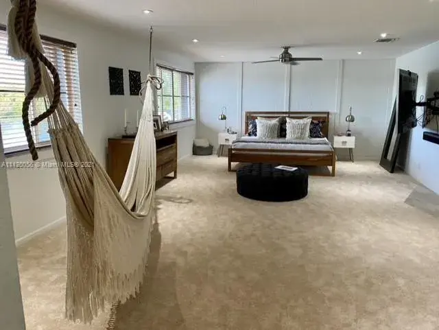 2132 Quail Roost Dr, Weston FL 33327
