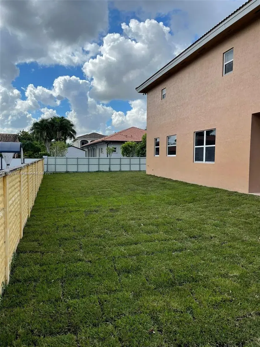 4 bedroom 3 bath Residential Lease for rent at 4605 SW 159th Ct, Miami FL 33185