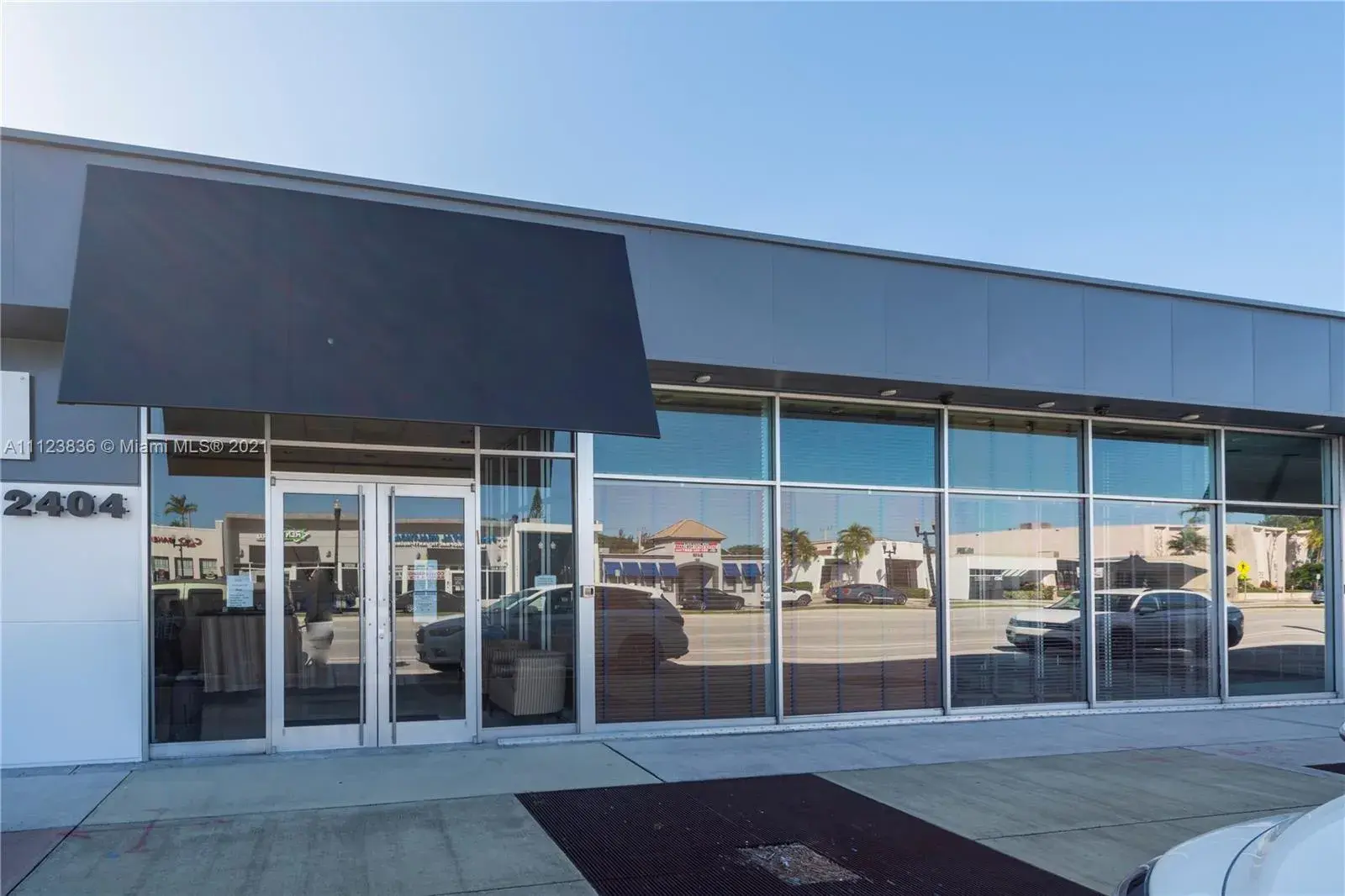Commercial Sale for sale at 2404 Hollywood Blvd, Hollywood FL 33020