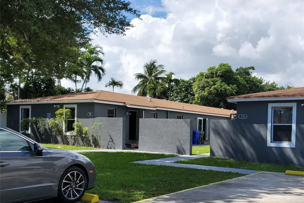 50 NW 31st Ave, Miami FL 33125