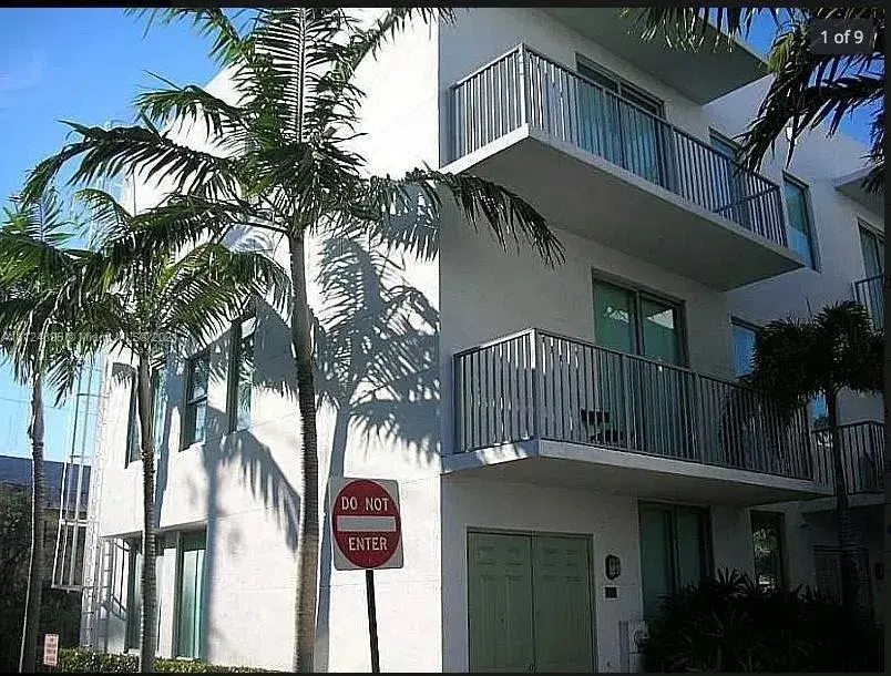 4 bedroom 3 bath Residential for sale at 2142 Van Buren St # 501, Hollywood FL 33020