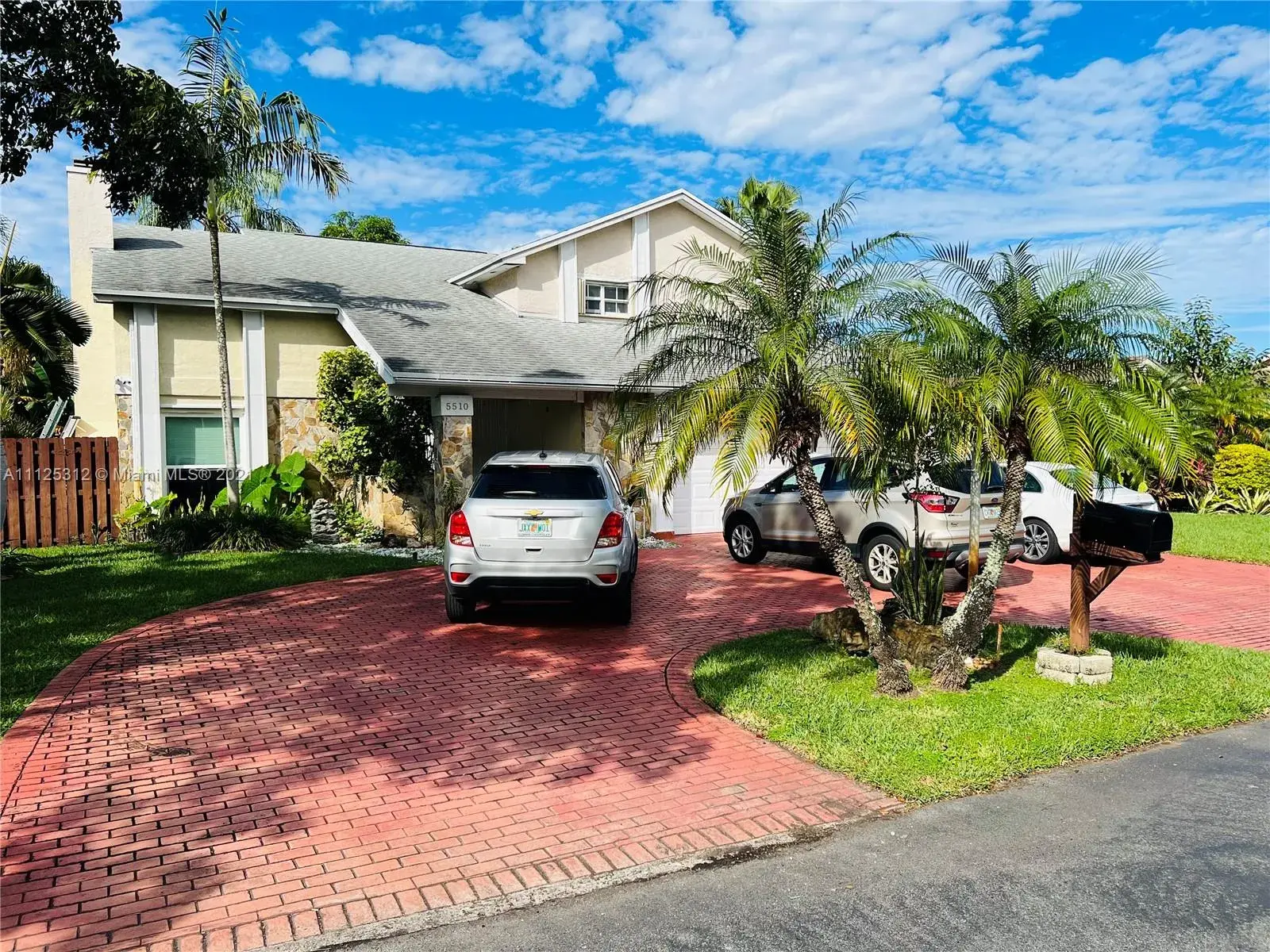 3 bedroom 2 bath Residential for sale at 5510 SW 147th Ct, Miami FL 33185