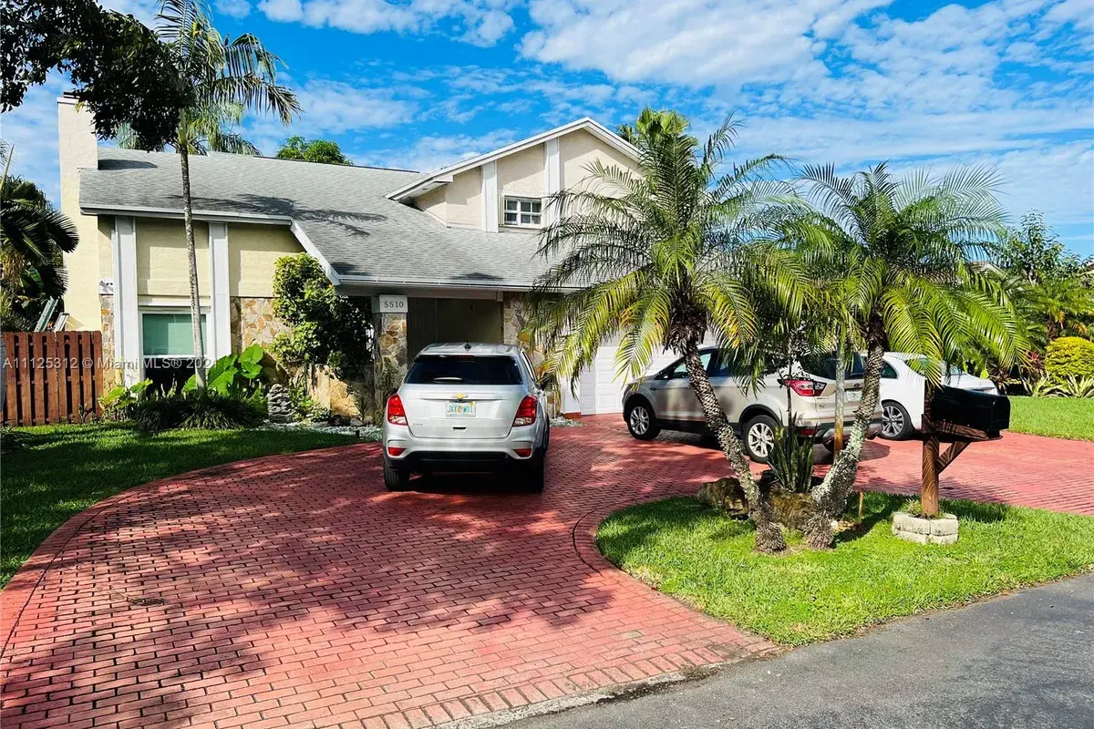 5510 SW 147th Ct, Miami FL 33185