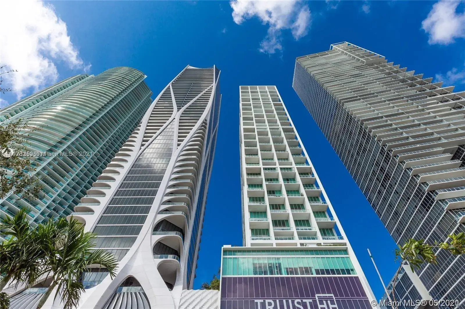2 bedroom 2 bath Residential for sale at 1040 Biscayne Blvd # 4607, Miami FL 33132