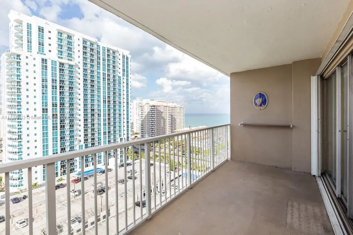1965 S Ocean Dr # 15A, Hallandale Beach FL 33009