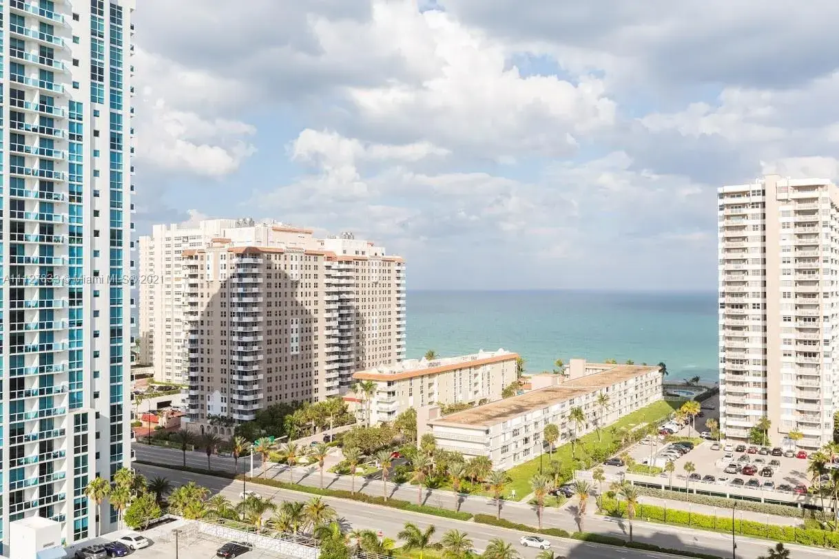 1965 S Ocean Dr # 15A, Hallandale Beach FL 33009