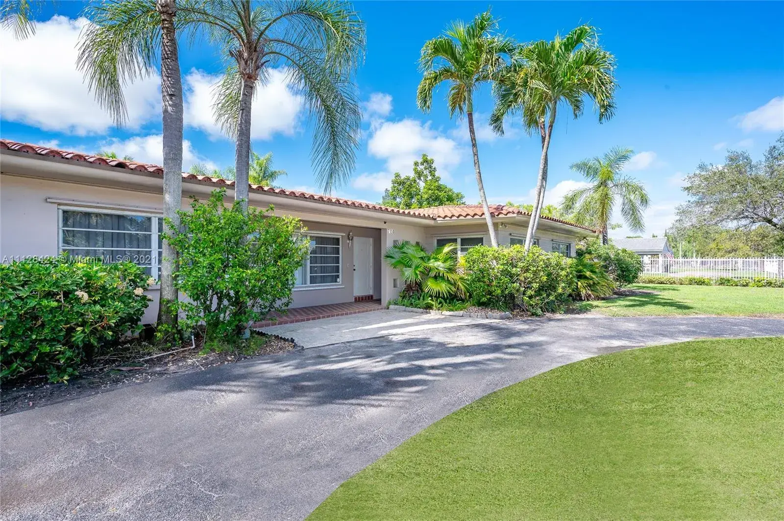 7150 SW 77th Pl, Miami FL 33143
