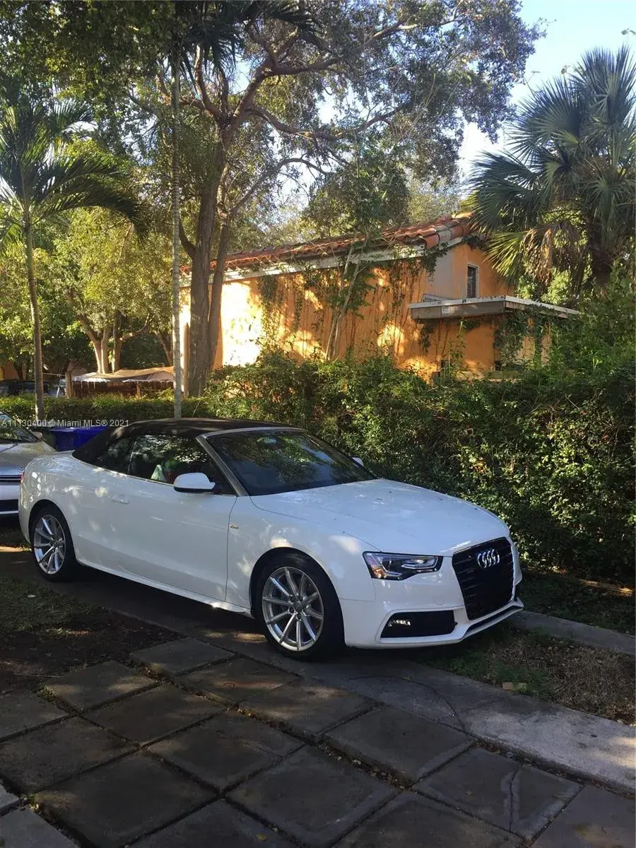 3300 SW 1st Ave, Miami FL 33145