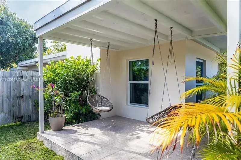 912 S 15th Ave, Hollywood FL 33020