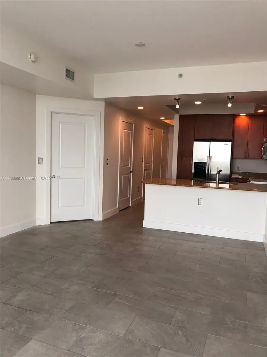 315 NE 3rd Ave # 2009, Fort Lauderdale FL 33301