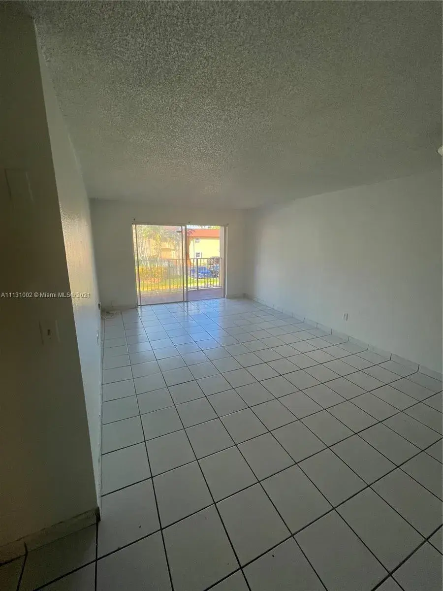 9970 SW 88th St # 9, Miami FL 33176