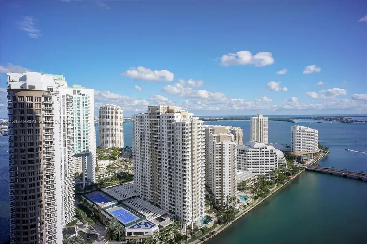 475 Brickell Ave # 3107, Miami FL 33131