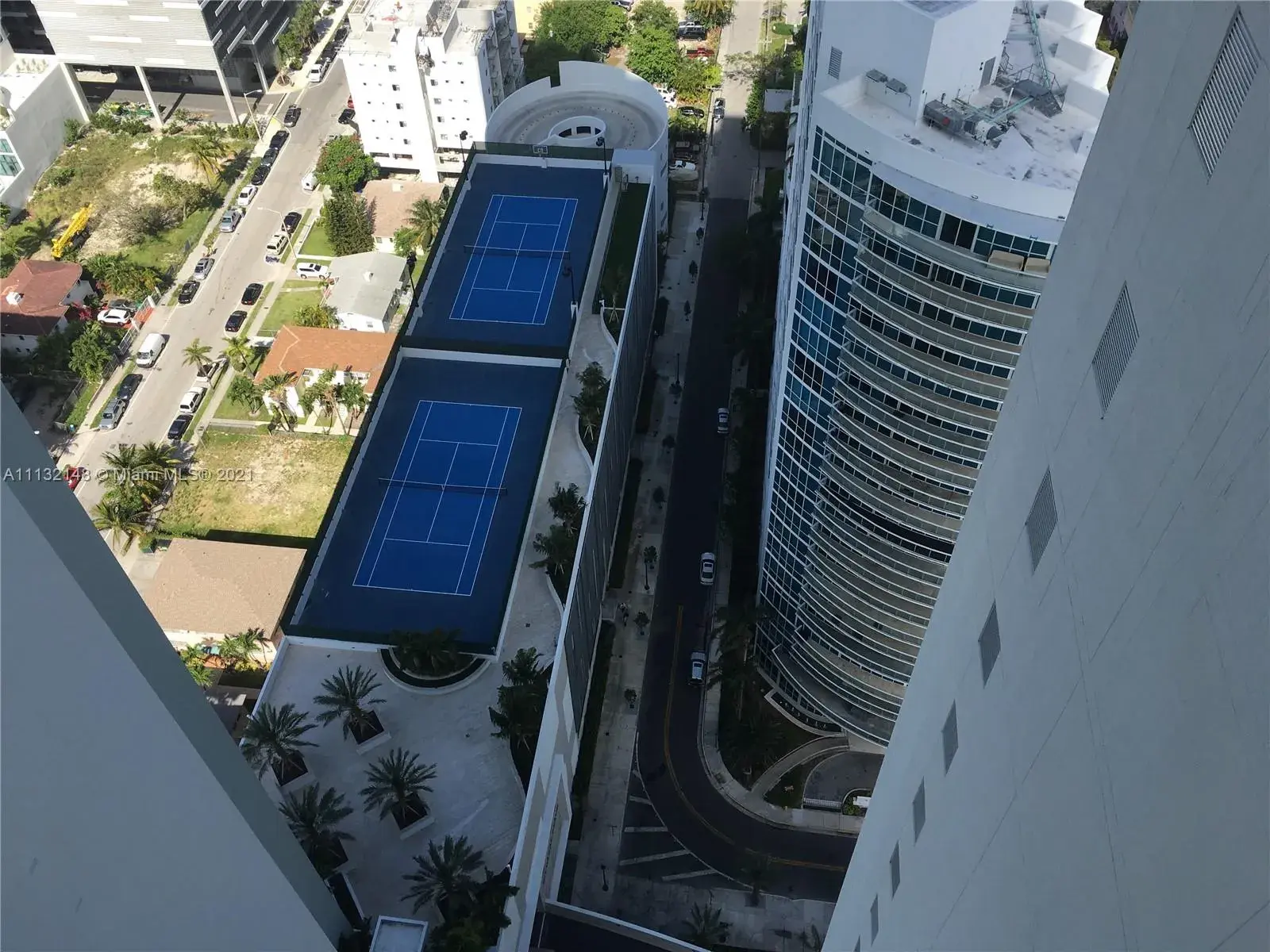 2 bedroom 2 bath Residential Lease for rent at 2900 NE 7th Ave # 3304, Miami FL 33137